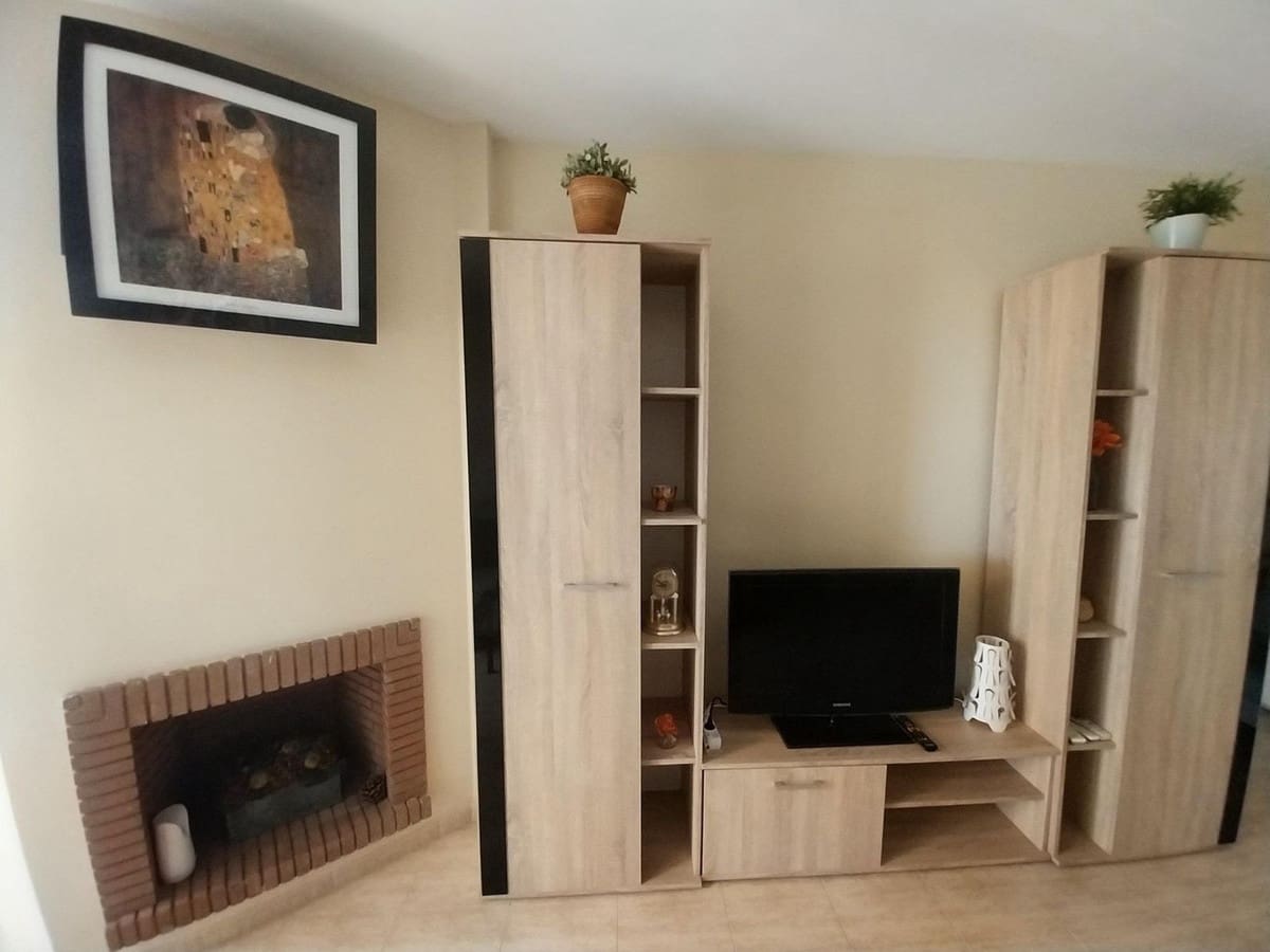1 bedroom Apartment for sale in Calahonda with pool - € 319,500 (Ref: 10021746)