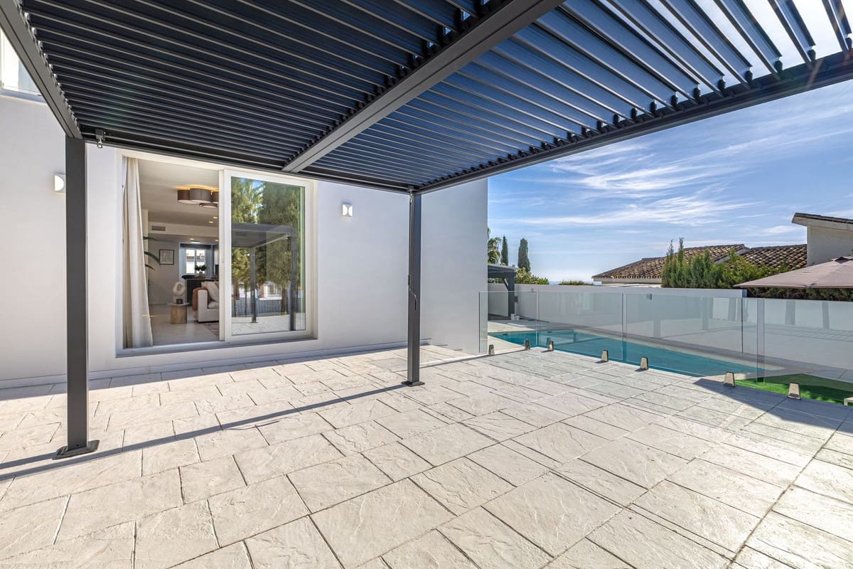 3 sovrum Villa till salu i Riviera del Sol med pool - 1 450 000 € (Ref: 10021748)