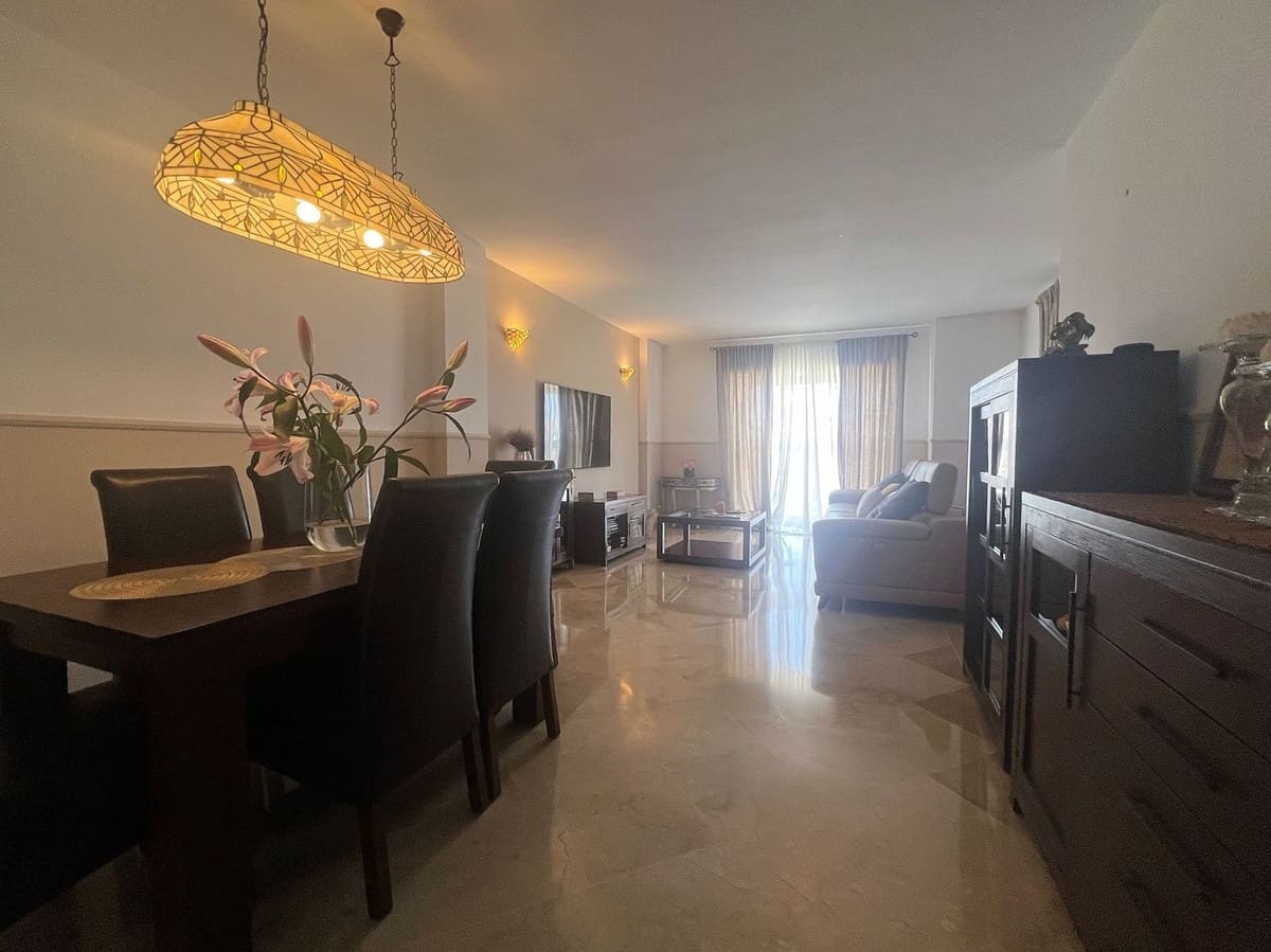 2 Zimmer Apartment zu verkaufen in Calahonda mit Pool - 330.000 € (Ref: 10021750)