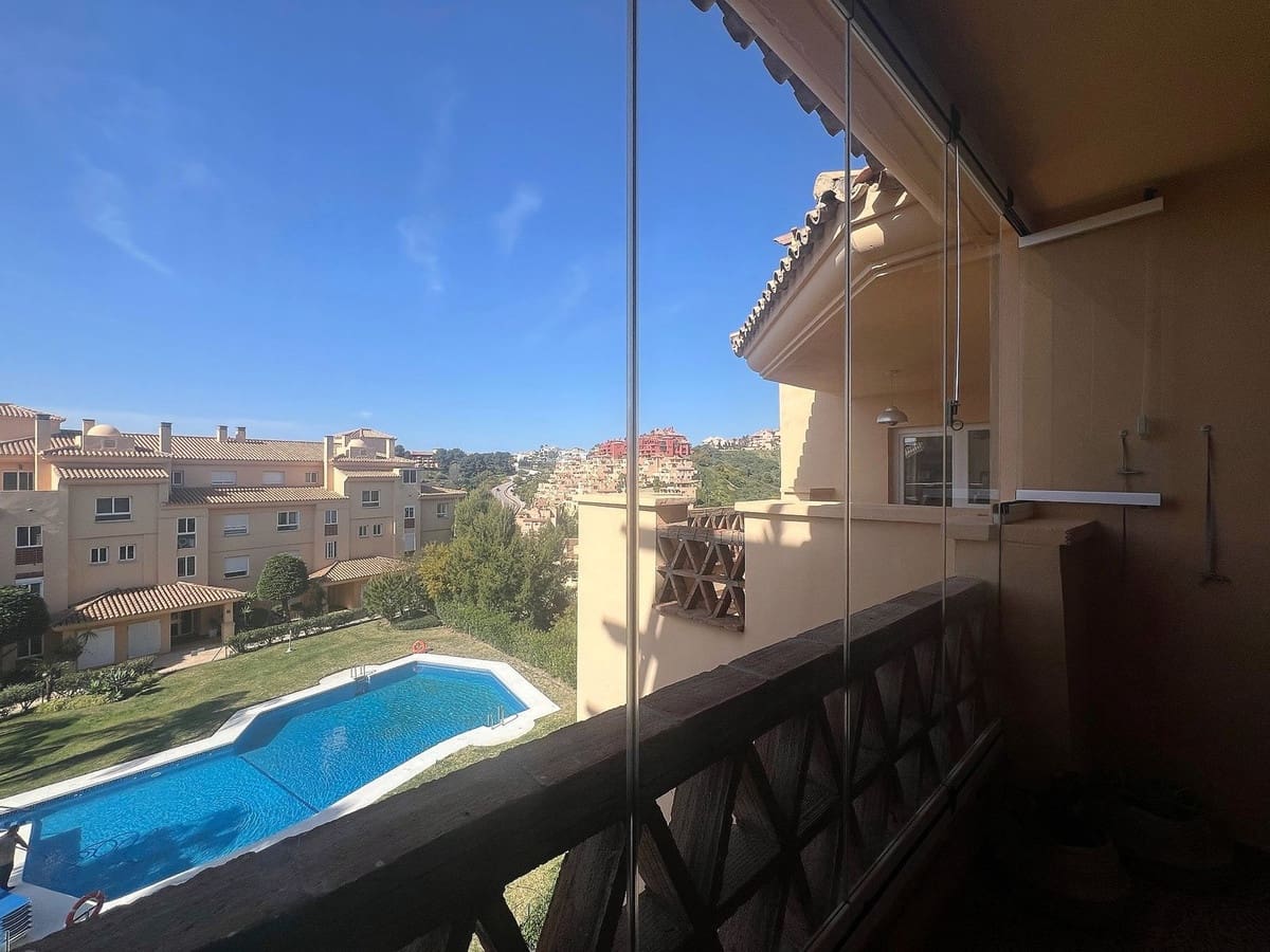 2 Zimmer Apartment zu verkaufen in Calahonda mit Pool - 330.000 € (Ref: 10021750)