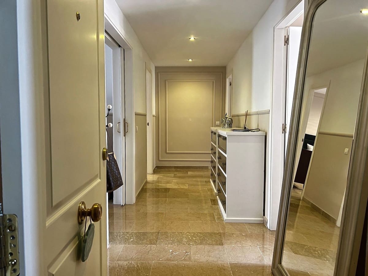 2 Zimmer Apartment zu verkaufen in Calahonda mit Pool - 330.000 € (Ref: 10021750)