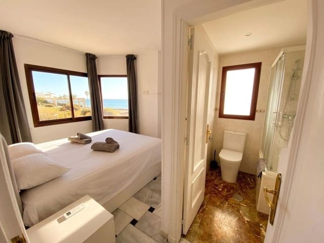 2 chambre Appartement à vendre à Riviera del Sol, Mijas avec piscine - 599 000 € (Ref: 10021751)