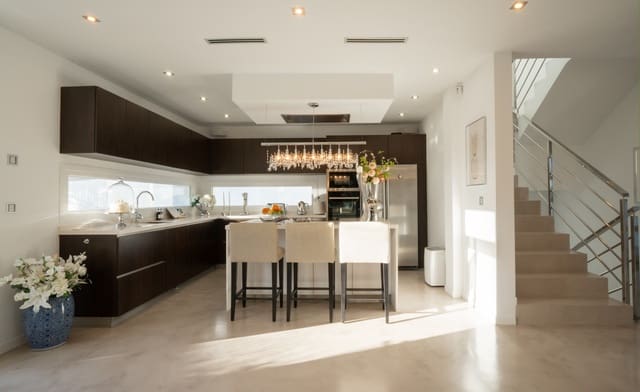 5 sypialnia Willa na sprzedaż w Torrenueva, Mijas z basenem - 1 795 000 € (Ref: 10021752)