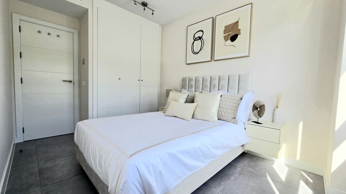 4 chambre Appartement à vendre à La Cala de Mijas avec piscine - 969 000 € (Ref: 10021755)