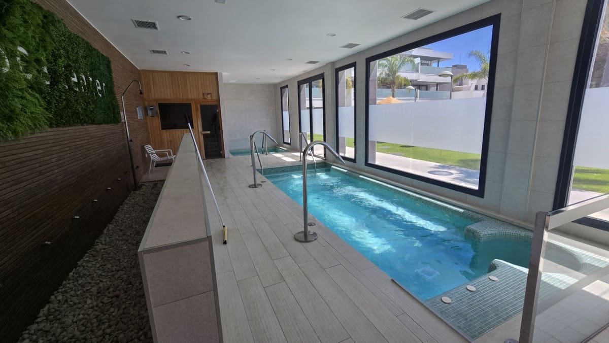 4 chambre Appartement à vendre à La Cala de Mijas avec piscine - 969 000 € (Ref: 10021755)