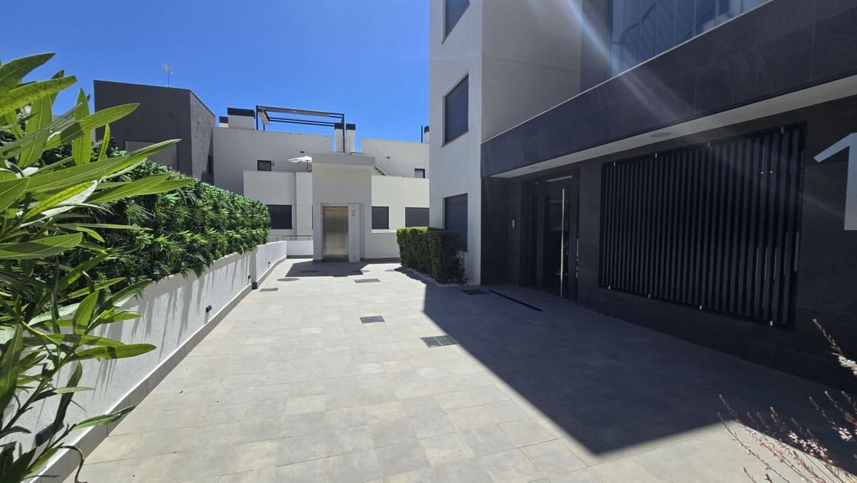 4 chambre Appartement à vendre à La Cala de Mijas avec piscine - 969 000 € (Ref: 10021755)