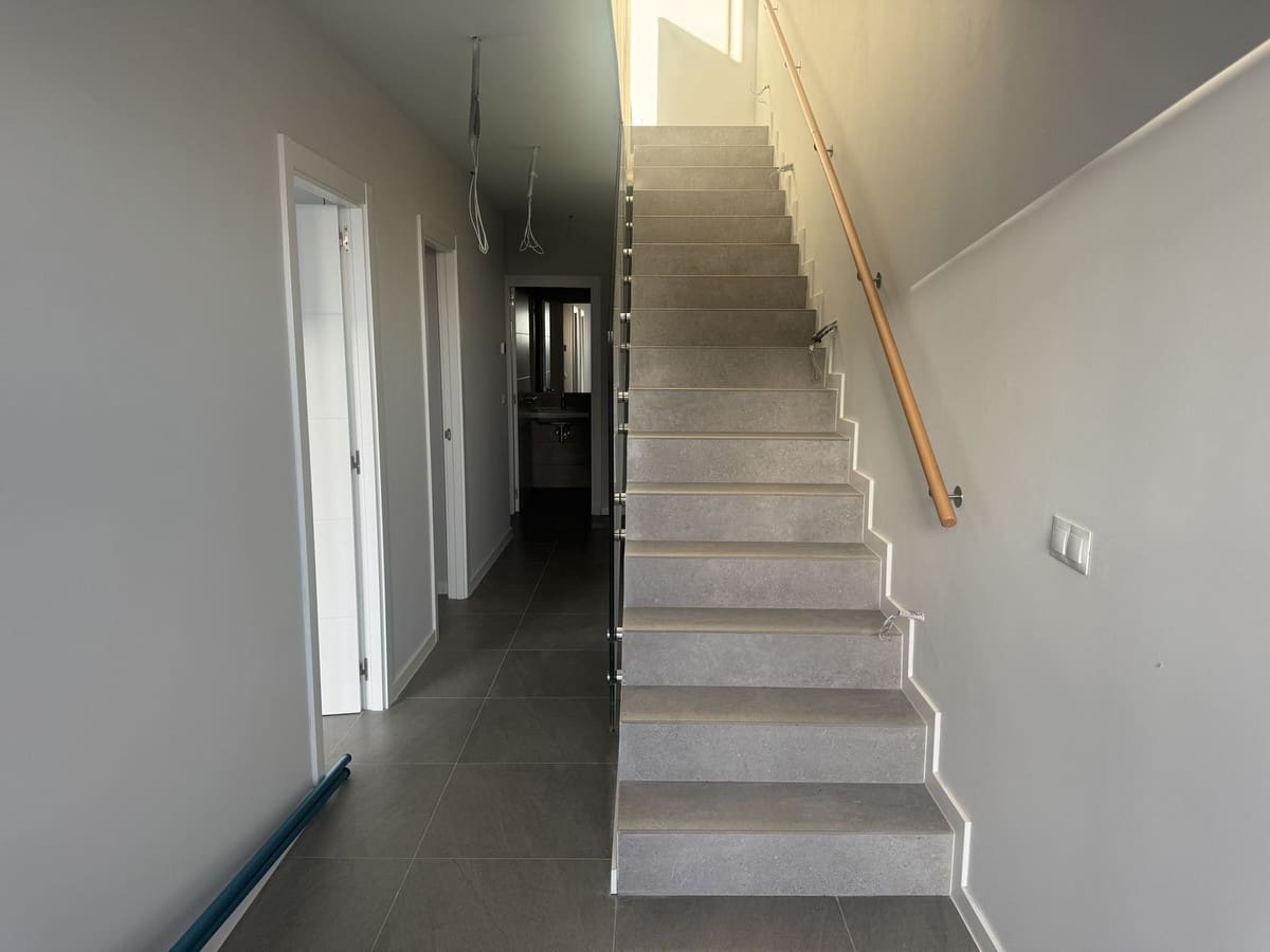 3 slaapkamer Huis te koop in Riviera del Sol met zwembad - € 595.000 (Ref: 10021757)