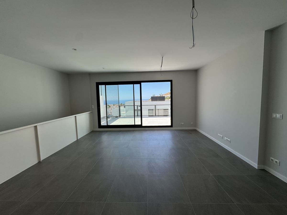 3 slaapkamer Huis te koop in Riviera del Sol met zwembad - € 595.000 (Ref: 10021757)