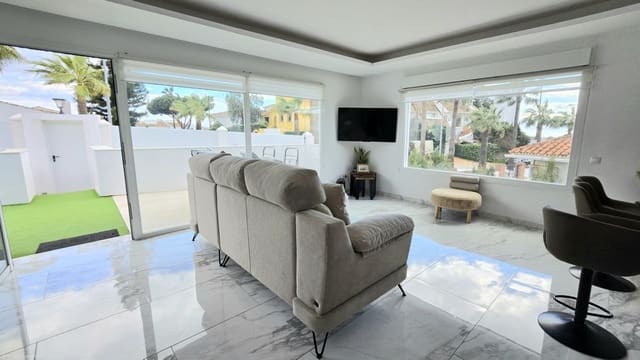 Chalet de 8 habitaciones en Riviera del Sol, Mijas en venta con piscina garaje - 1.550.000 € (Ref: 10021758)