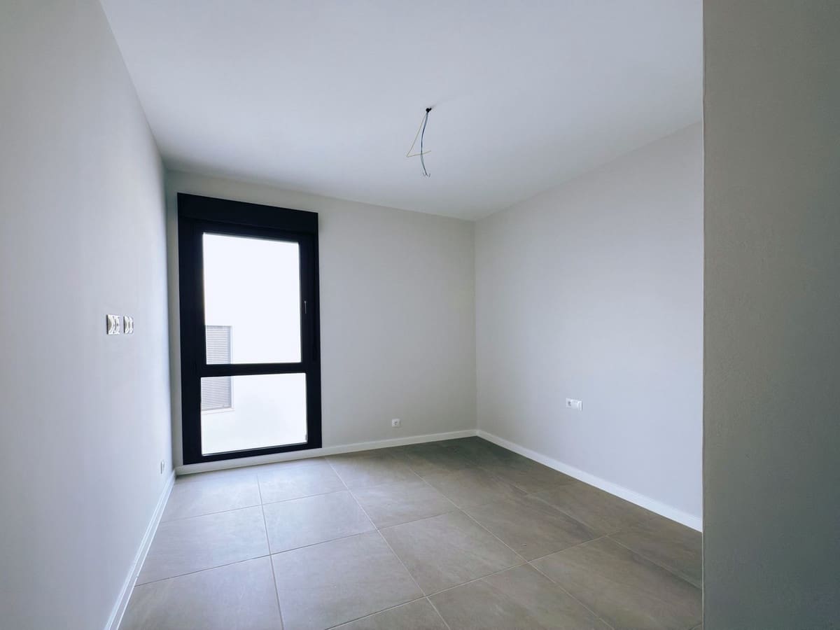 4 makuuhuone Paritalo myytävänä paikassa Riviera del Sol mukana uima-altaan - 585 000 € (Ref: 10021759)