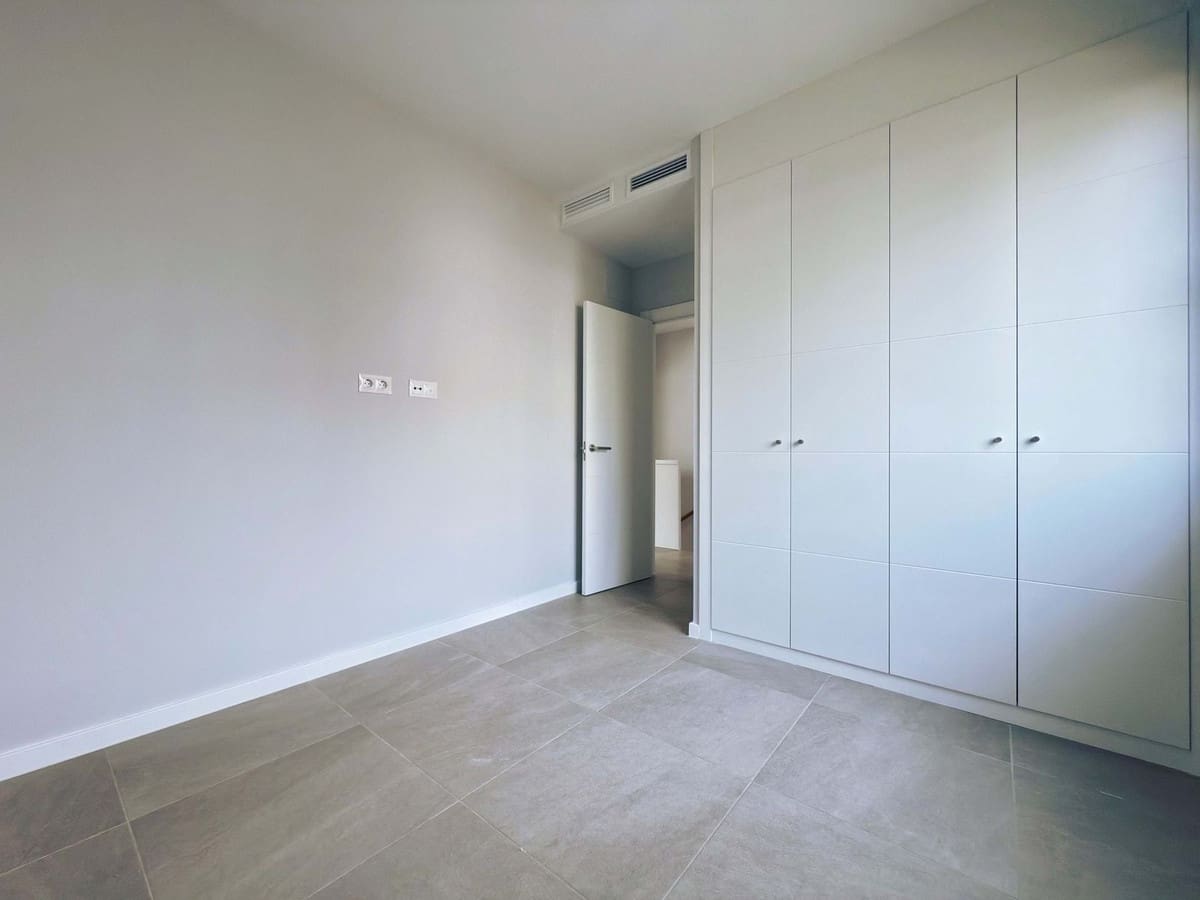 4 makuuhuone Paritalo myytävänä paikassa Riviera del Sol mukana uima-altaan - 585 000 € (Ref: 10021759)