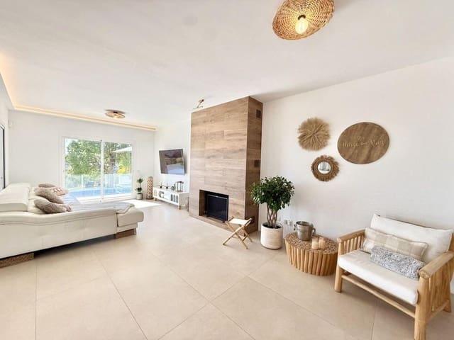 3 makuuhuone Huvila myytävänä paikassa Riviera del Sol, Mijas mukana uima-altaan 
autotalli - 1 310 000 € (Ref: 10021762)
