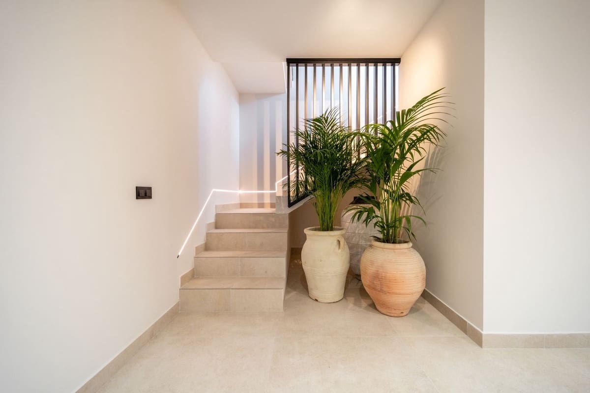 5 quarto Moradia para venda em La Cala de Mijas com piscina garagem - 2 195 000 € (Ref: 10021763)