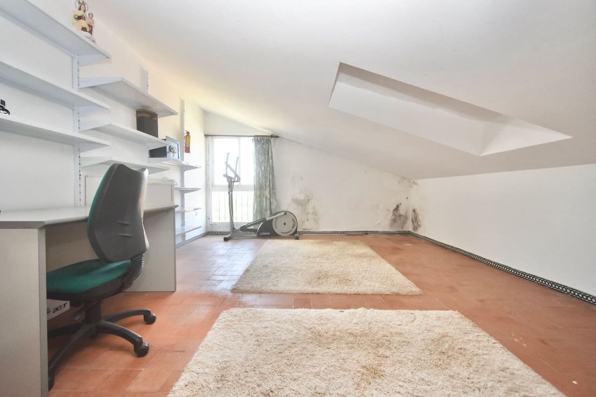5 bedroom Villa for sale in La Cala de Mijas with pool garage - € 1,230,000 (Ref: 10021764)