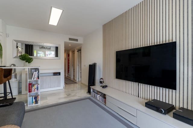 2 chambre Appartement à vendre à Riviera del Sol, Mijas avec piscine garage - 320 000 € (Ref: 10021765)