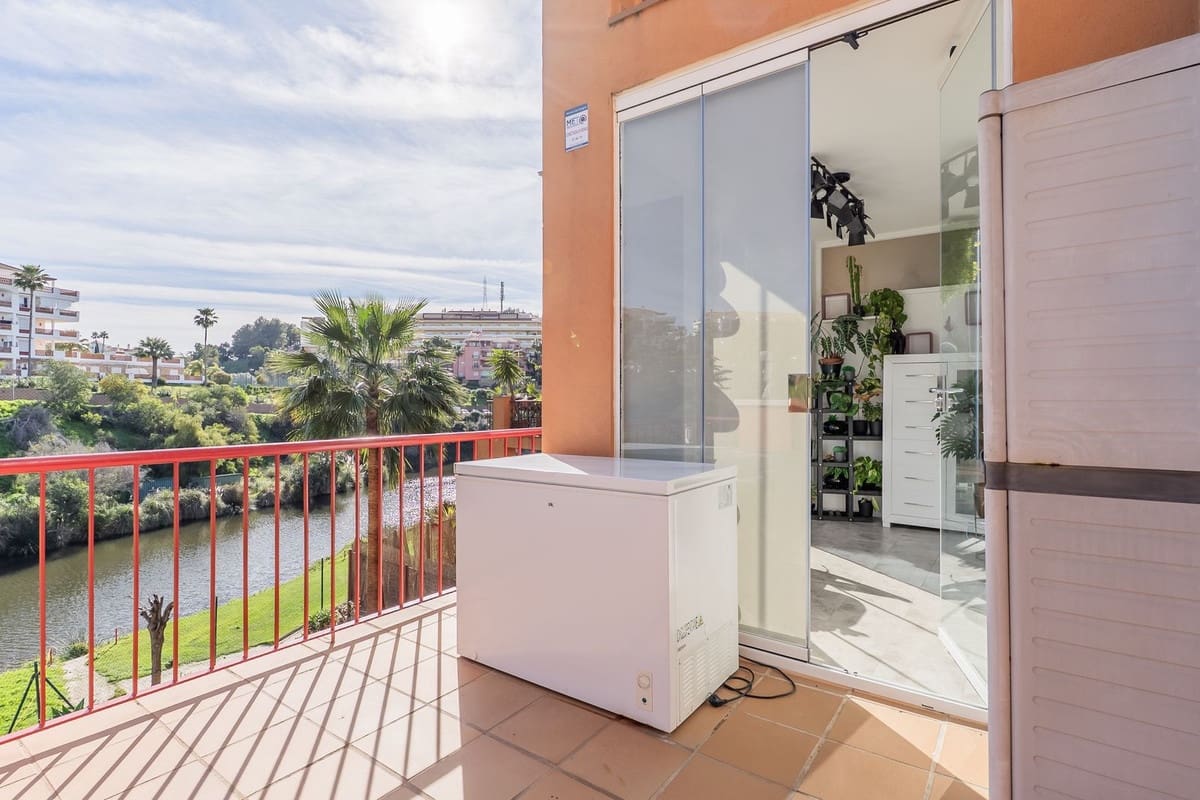 2 chambre Appartement à vendre à Riviera del Sol avec piscine garage - 320 000 € (Ref: 10021765)
