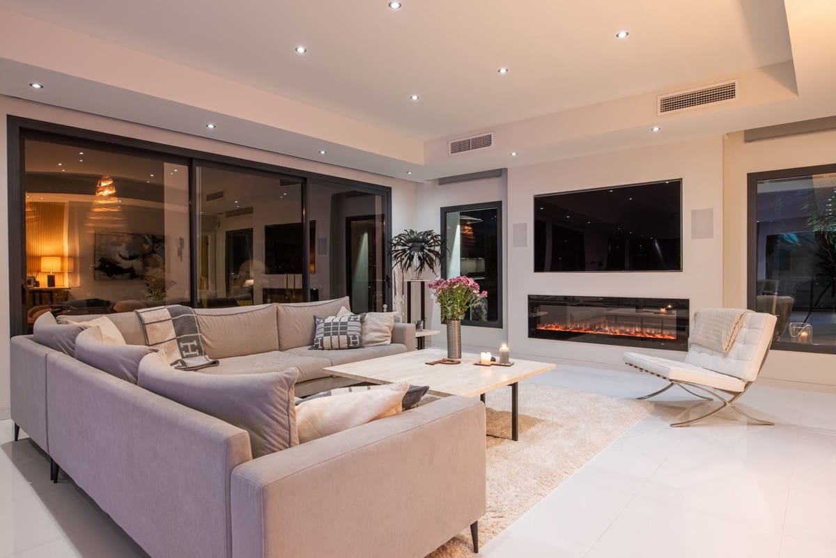 4 bedroom Villa for sale in La Cala Golf with pool - € 2,395,000 (Ref: 10021767)