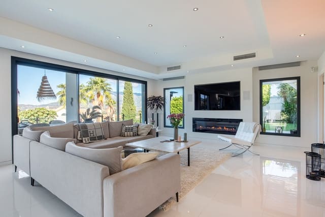 4 makuuhuone Huvila myytävänä paikassa La Cala Golf, Mijas mukana uima-altaan - 2 395 000 € (Ref: 10021767)