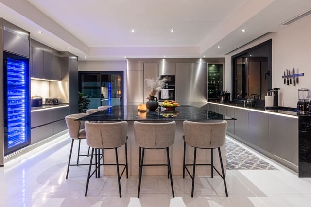 4 makuuhuone Huvila myytävänä paikassa La Cala Golf, Mijas mukana uima-altaan - 2 395 000 € (Ref: 10021767)