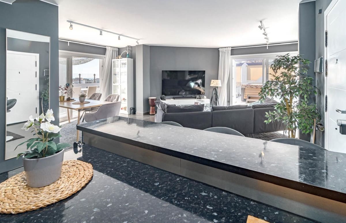 2 chambre Appartement à vendre à Nueva Andalucia - 749 000 € (Ref: 10024707)