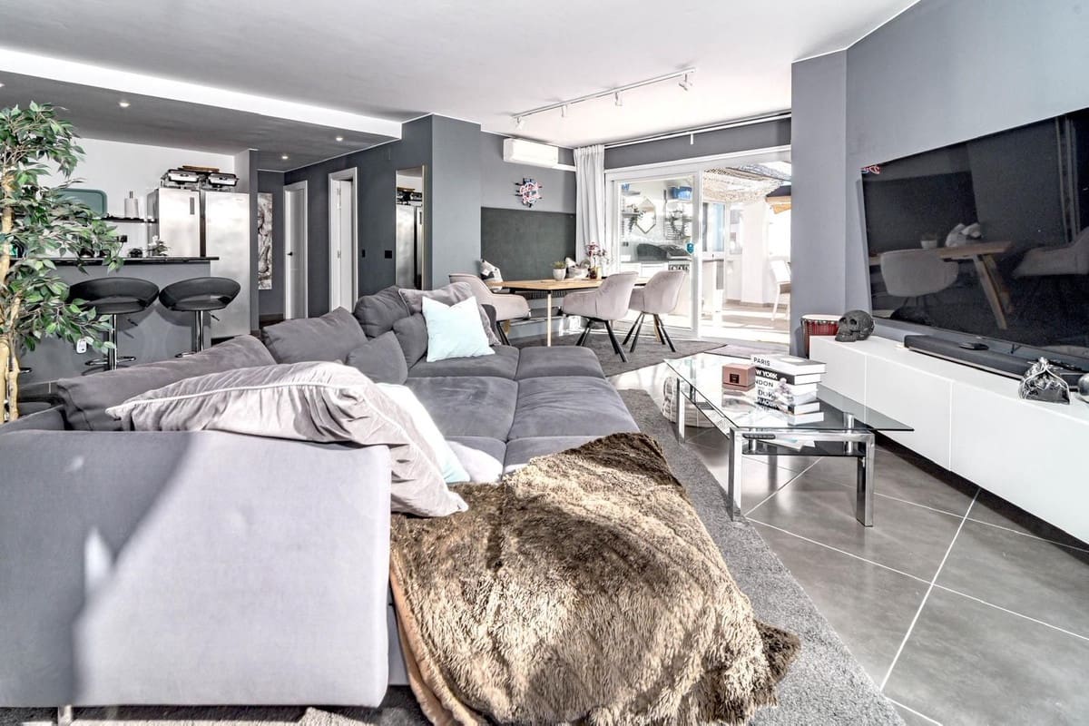 2 chambre Appartement à vendre à Nueva Andalucia - 749 000 € (Ref: 10024707)