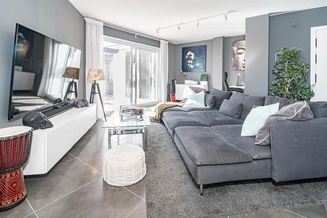 2 chambre Appartement à vendre à Nueva Andalucia, Marbella - 749 000 € (Ref: 10024707)