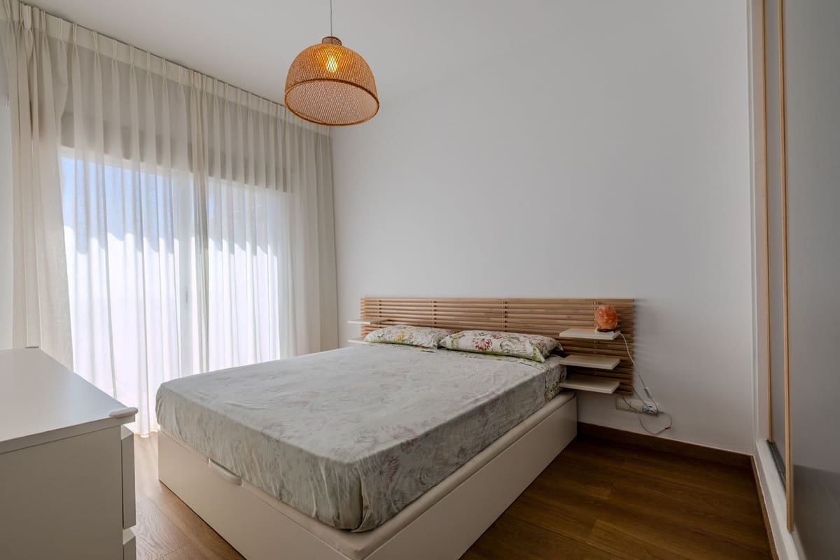 2 sovrum Lägenhet till salu i Benahavis med pool - 490 000 € (Ref: 10024709)