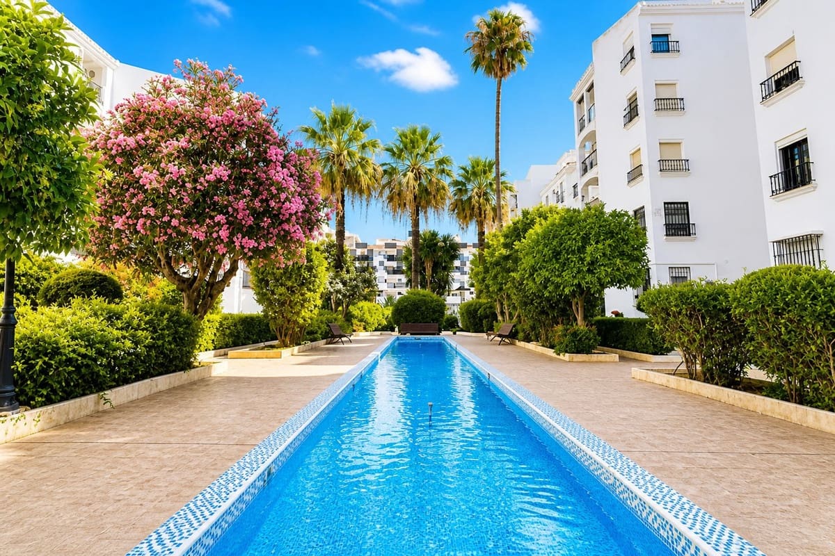 1 chambre Appartement à vendre à San Luis de Sabinillas avec piscine - 220 000 € (Ref: 10024710)