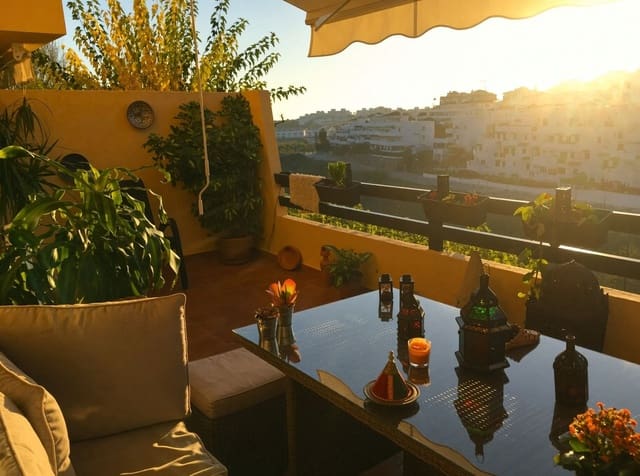2 chambre Appartement à vendre à Selwo, Estepona avec piscine garage - 399 000 € (Ref: 10024714)