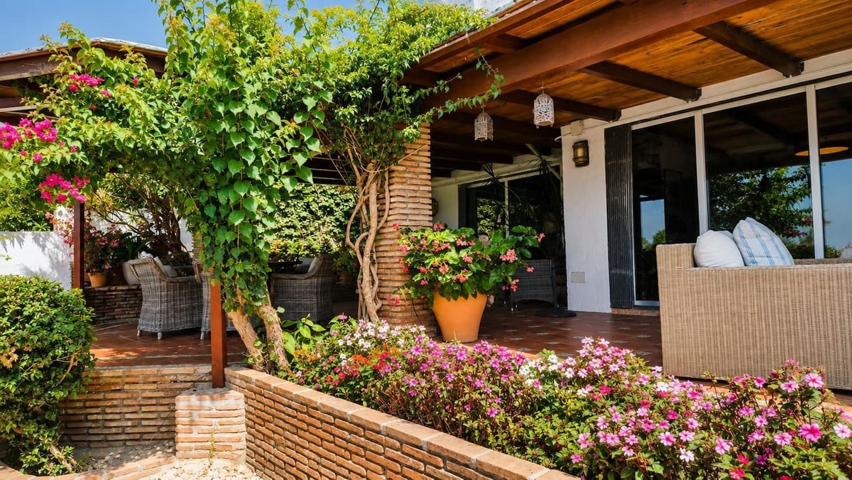 3 quarto Moradia para venda em Bahia de Casares com piscina - 680 000 € (Ref: 10024716)