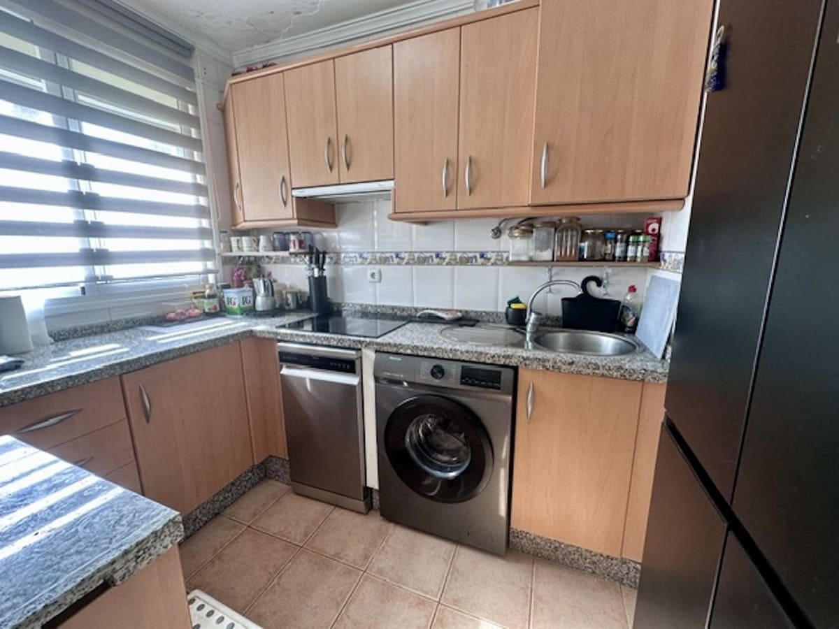 3 sovrum Lägenhet till salu i Estepona med pool - 314 000 € (Ref: 10024718)