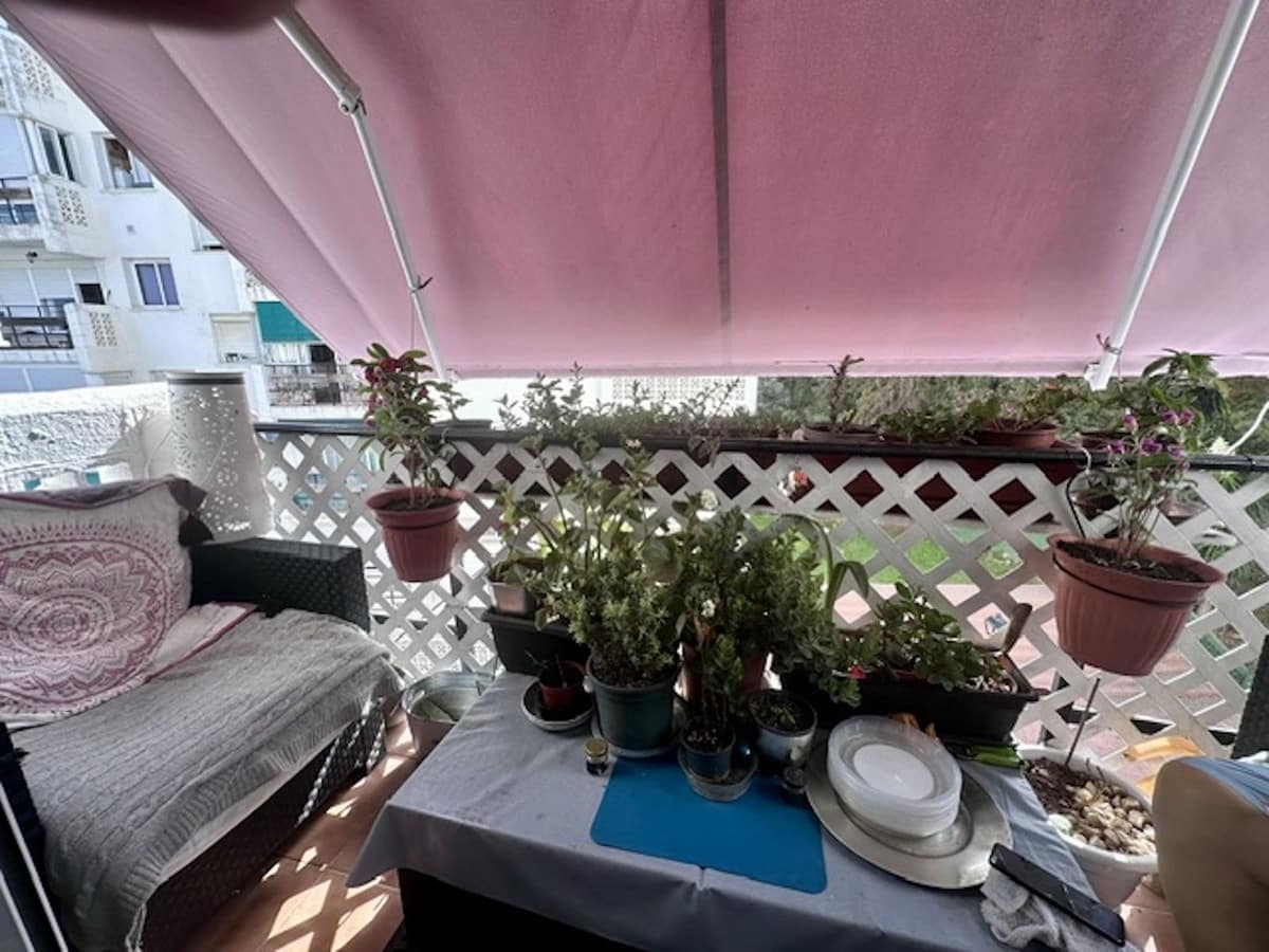 3 sovrum Lägenhet till salu i Estepona med pool - 314 000 € (Ref: 10024718)