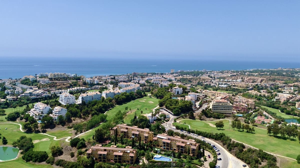 2 quarto Apartamento para venda em Riviera del Sol com piscina - 345 000 € (Ref: 10024720)