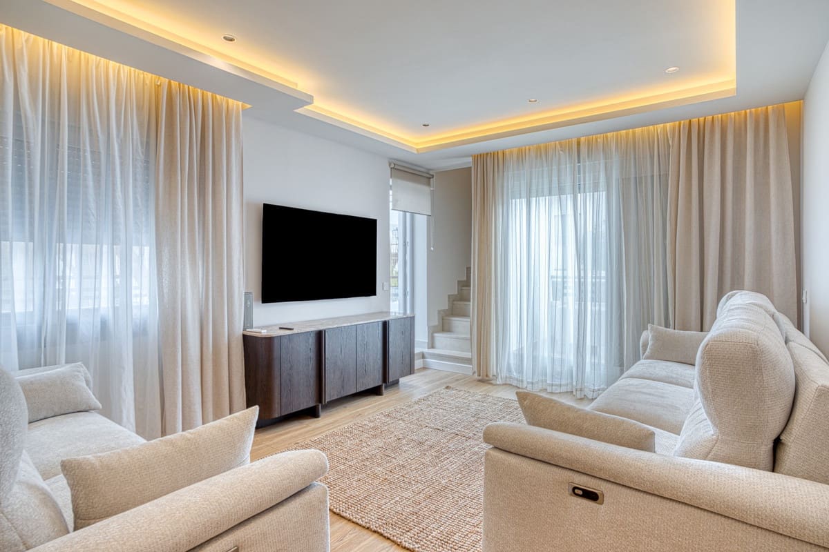 2 sovrum Lägenhet till salu i La Cala Golf med pool - 950 000 € (Ref: 10031465)