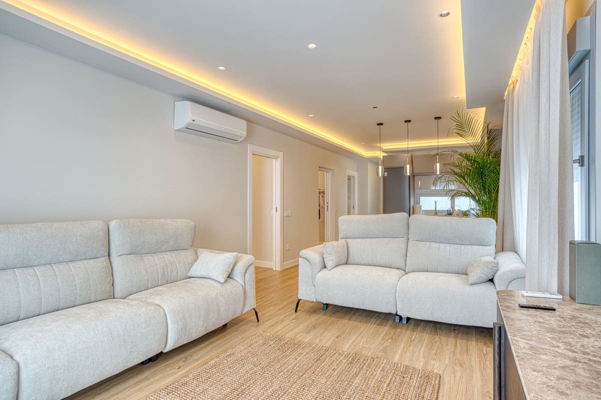 2 sovrum Lägenhet till salu i La Cala Golf med pool - 950 000 € (Ref: 10031465)
