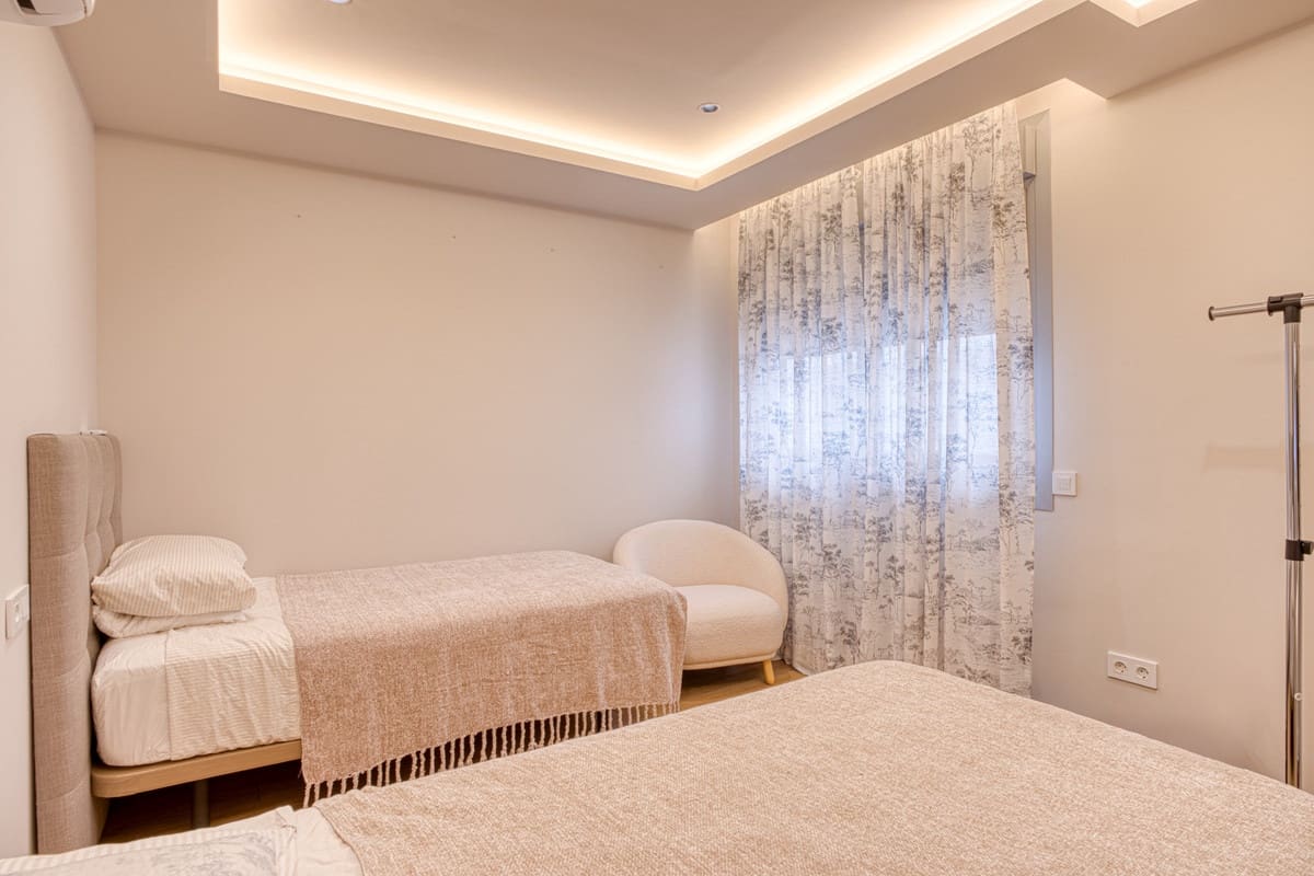 2 sovrum Lägenhet till salu i La Cala Golf med pool - 950 000 € (Ref: 10031465)