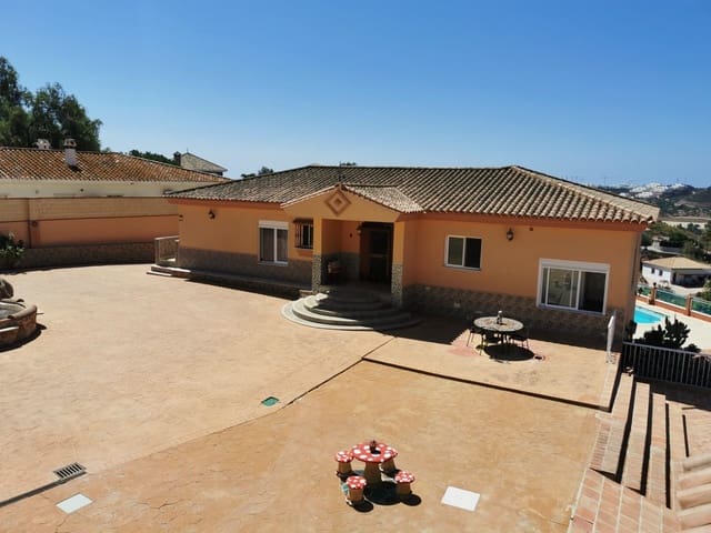 6 chambre Villa/Maison à vendre à La Cala de Mijas, Mijas - 2 500 000 € (Ref: 10033105)