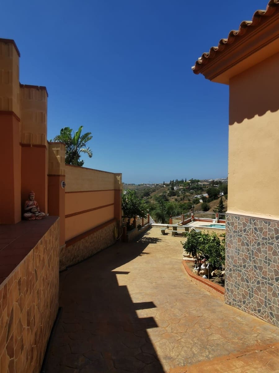 6 chambre Villa/Maison à vendre à La Cala de Mijas - 2 500 000 € (Ref: 10033105)