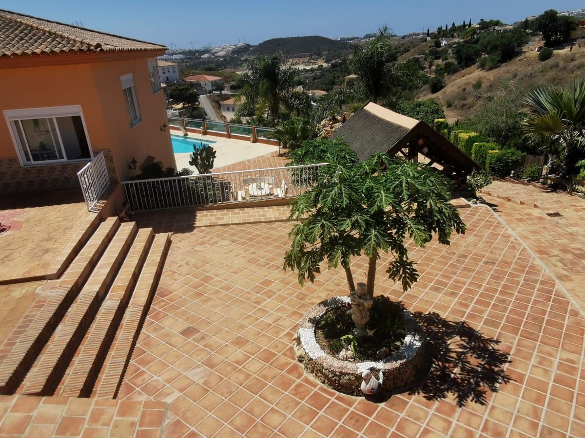 6 chambre Villa/Maison à vendre à La Cala de Mijas - 2 500 000 € (Ref: 10033105)