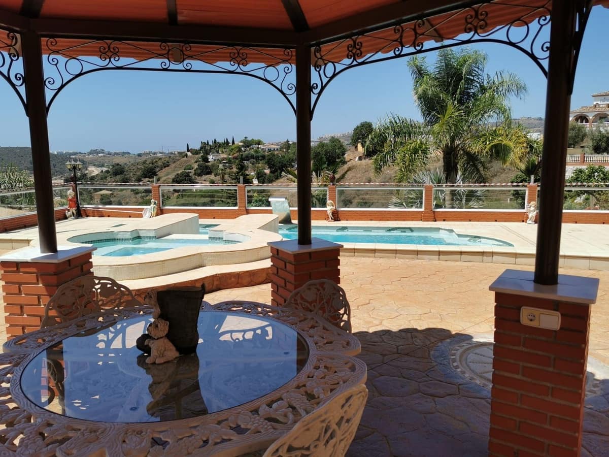 6 chambre Villa/Maison à vendre à La Cala de Mijas - 2 500 000 € (Ref: 10033105)
