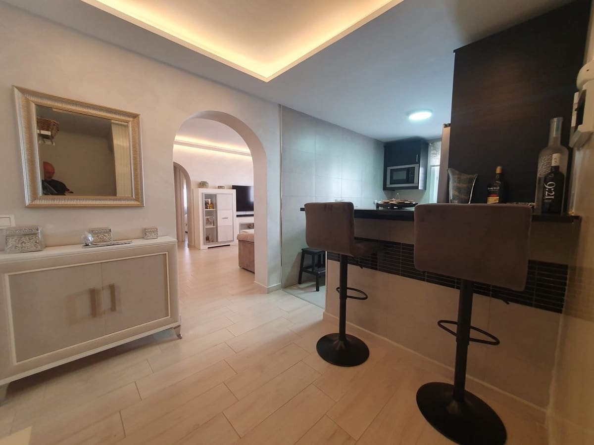 3 makuuhuone Huoneisto myytävänä paikassa La Cala de Mijas - 435 000 € (Ref: 10034660)