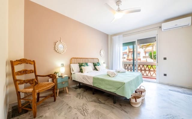 4 sypialnia Dom blizniak na sprzedaż w Marbella z basenem - 745 000 € (Ref: 10034663)