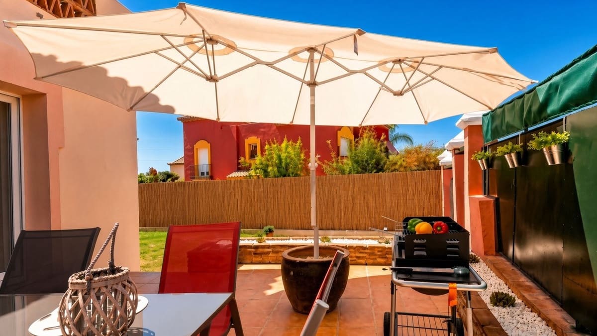 4 camera da letto Villetta Bifamiliare in vendita in Marbella con piscina - 745.000 € (Rif: 10034663)