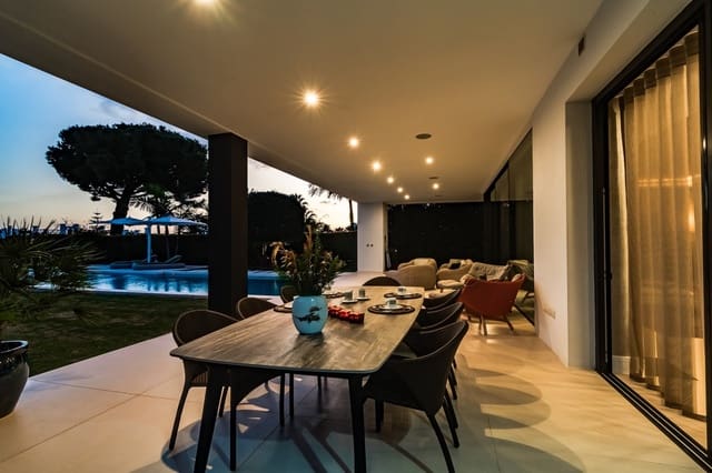 5 soveværelse Villa til salg i Golden Mile, Marbella - € 7.995.000 (Ref: 10034665)