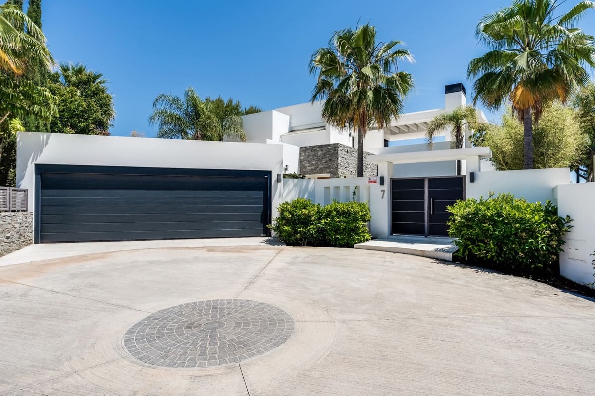 5 soveværelse Villa til salg i Golden Mile - € 7.995.000 (Ref: 10034665)