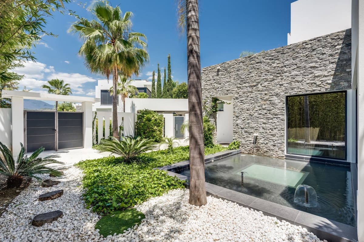 5 soveværelse Villa til salg i Golden Mile - € 7.995.000 (Ref: 10034665)