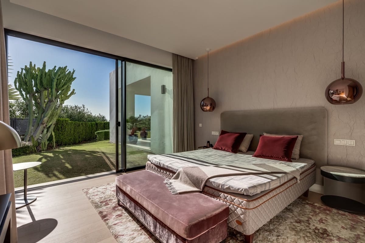 5 soveværelse Villa til salg i Golden Mile - € 7.995.000 (Ref: 10034665)