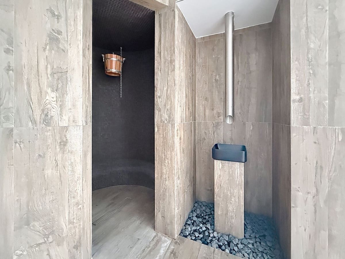 2 bedroom Apartment for sale in New Golden Mile with pool garage - € 435,000 (Ref: 10034667)