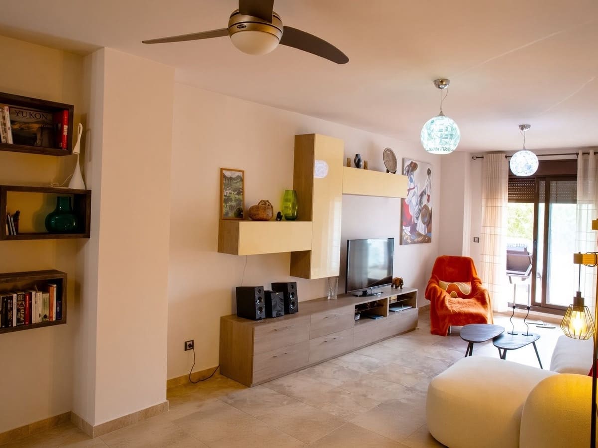 2 Zimmer Apartment zu verkaufen in Bahia de Casares mit Pool Garage - 557.000 € (Ref: 10034668)