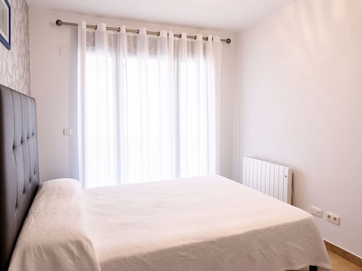 2 Zimmer Apartment zu verkaufen in Bahia de Casares mit Pool Garage - 557.000 € (Ref: 10034668)